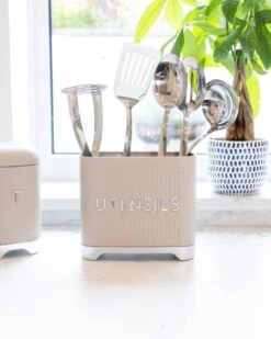 KitchenCraft Lovello Utensil Storage Tin Latte -Le Creuset Sales Store 49192 36021