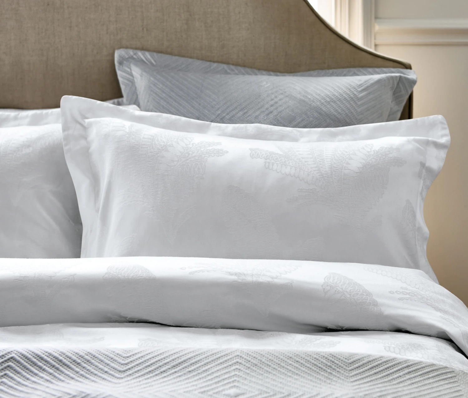 Helena Springfield Gatsby White Oxford Pillow Case 2 Helena Springfield Gatsby White Oxford Pillow Case - Image 2